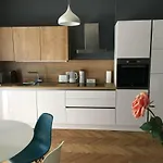 Dragon Bridge Beauty Apartment